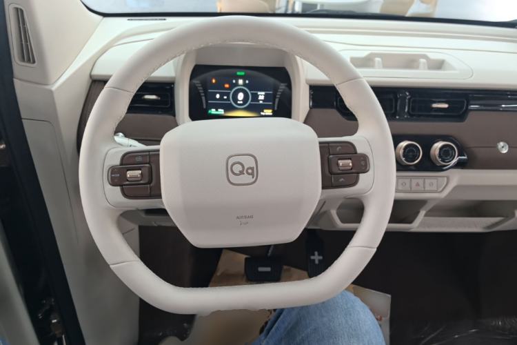 Used Chery QQ Ice Cream 2026 Model British Edition Steering Wheel