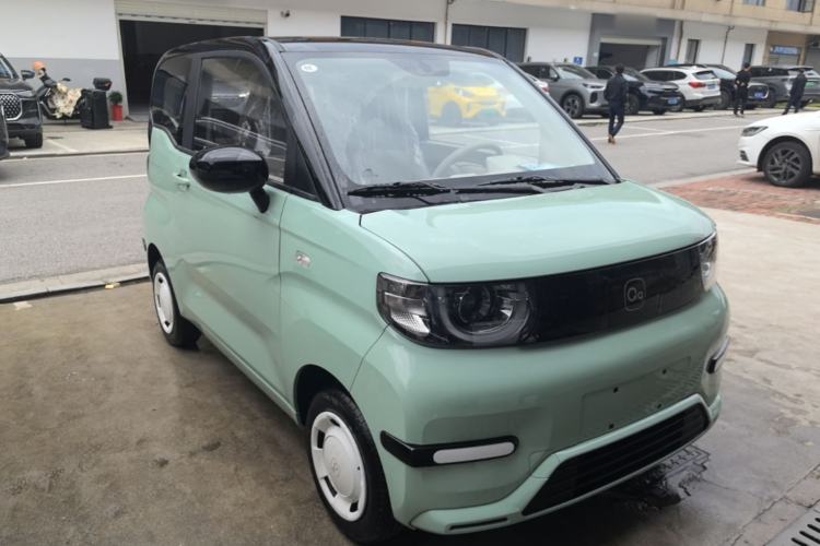 Used Chery QQ Ice Cream 2026 Model Sweet Fun Edition Front Right 45 Deg