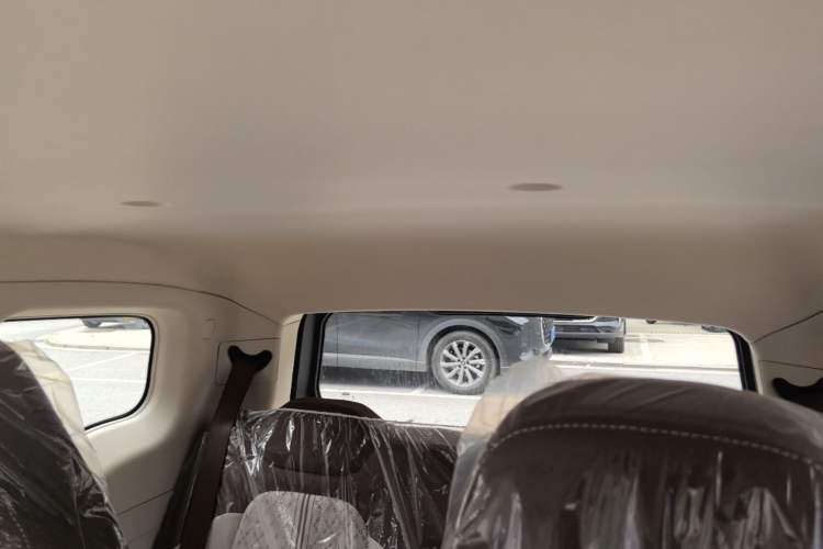 Used Chery QQ Ice Cream 2026 Model Sweet Fun Edition Headliner