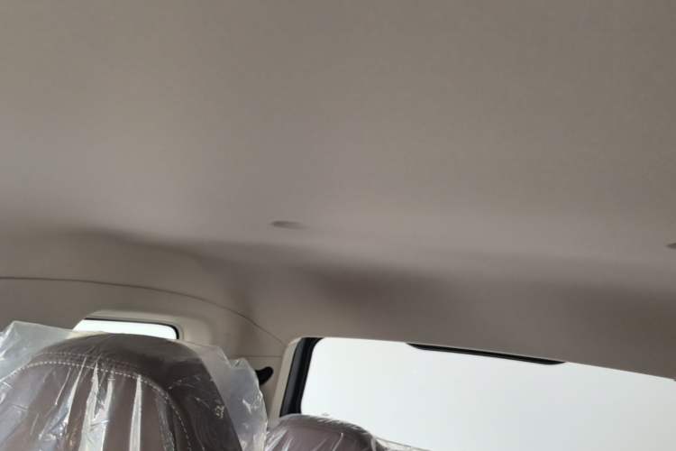 Used Chery QQ Ice Cream 2026 Model British Edition Headliner