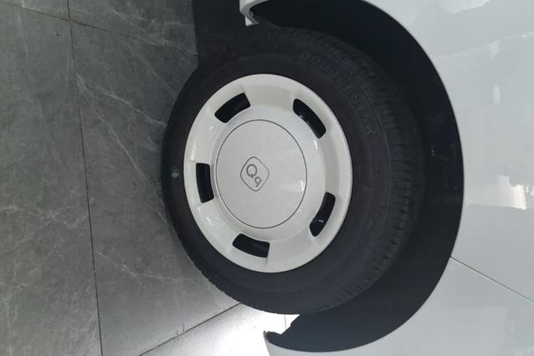 Used Chery QQ Ice Cream 2026 Model Sweet Fun Edition Left Front Wheel Hub
