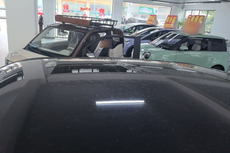 Used Chery QQ Ice Cream 2026 Model Sweet Fun Edition Roof