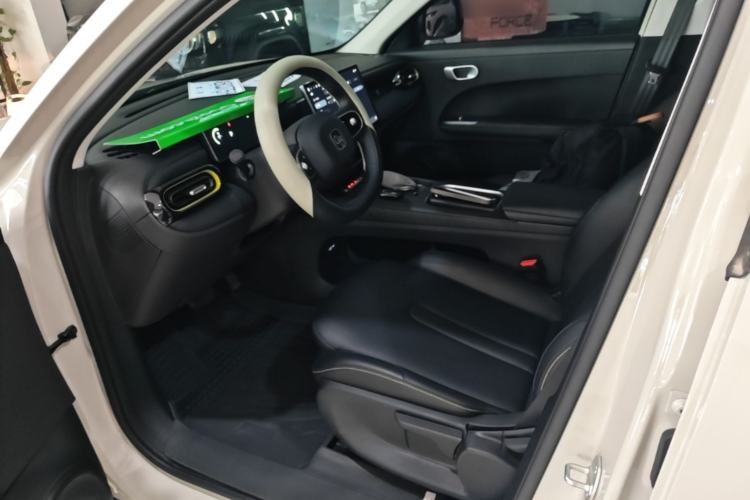 Used Chery QQ QQ3 EV 2026 Model 310 Passion Edition Left Front Seat