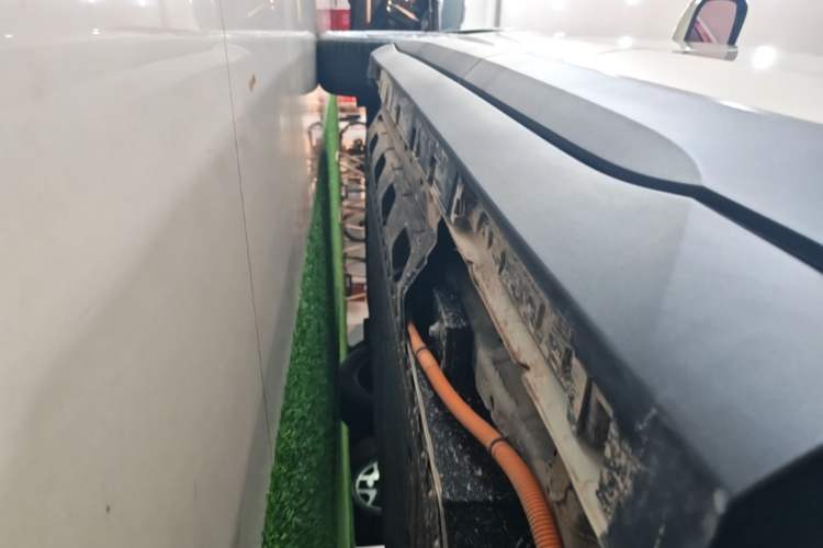 Used Chery QQ QQ3 EV 2026 Model 310 Passion Edition Left Side Sill