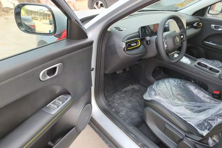 Used Chery QQ QQ3 EV 2026 Model 310 Passion Edition Driver Seat