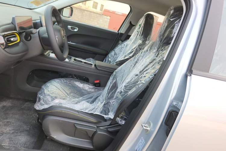 Used Chery QQ QQ3 EV 2026 Model 310 Passion Edition Left Front Seat