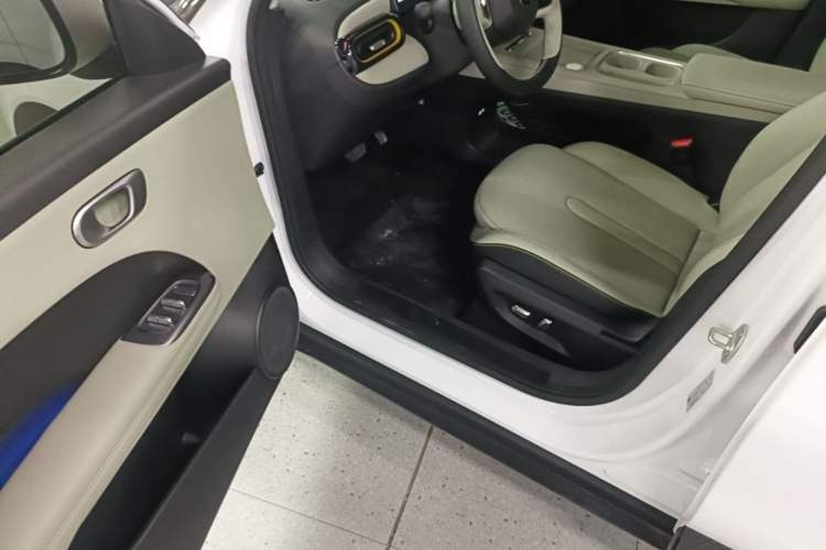 Used Chery QQ QQ3 EV 2026 Model 420 Sharing Edition Driver Seat