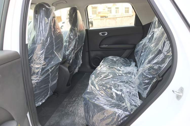 Used Chery QQ QQ3 EV 2026 Model 310 Passion Edition Left Rear Seat
