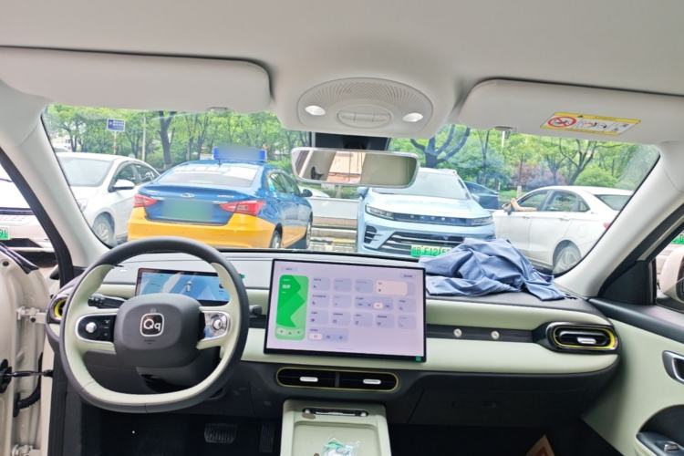 Used Chery QQ QQ3 EV 2026 Model 310 Sharing Edition Center Console