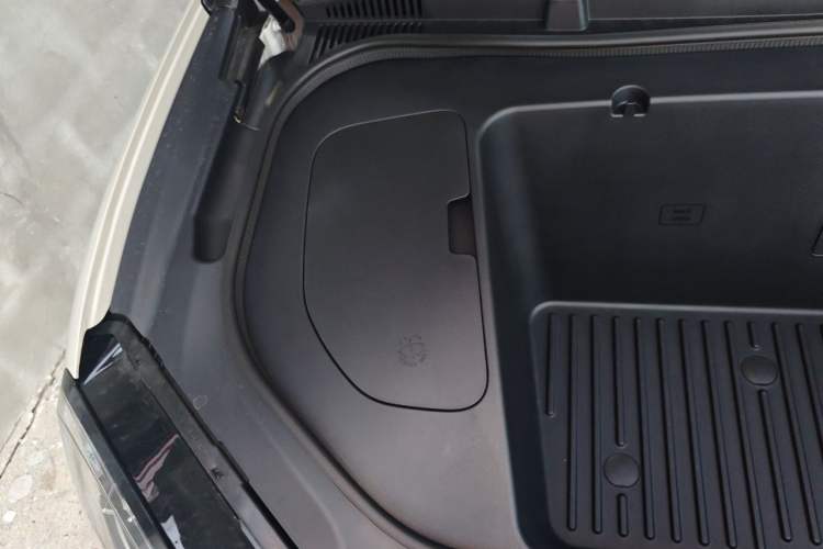 Used Chery QQ QQ3 EV 2026 Model 310 Passion Edition Engine Bay Right