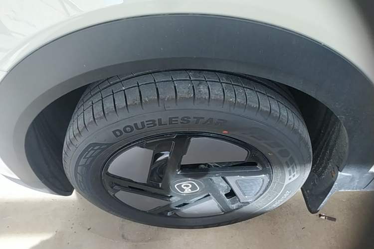 Used Chery QQ QQ3 EV 2026 Model 310 Sharing Edition Left Front Wheel Hub