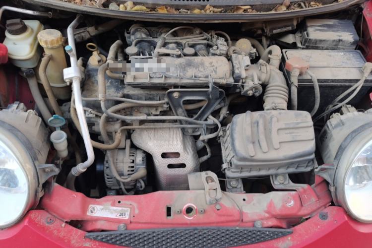 Used Chery QQ3 2012 Fashion Edition 1.0L Manual Champion Version Engine Bay