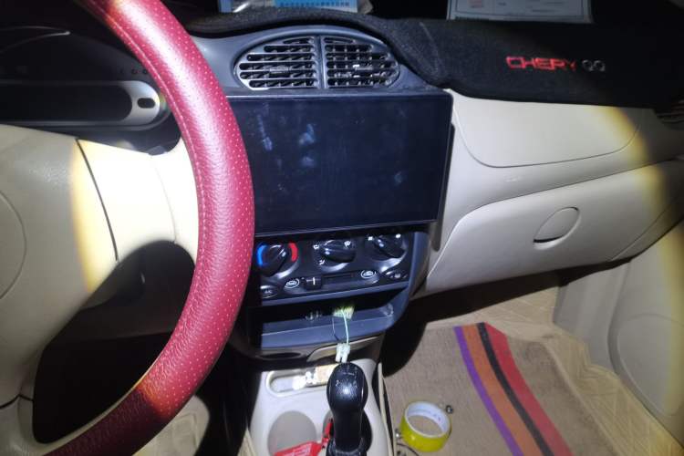 Used Chery QQ3 2009 0.8L Manual Start-Up Version Audio And AC Panel