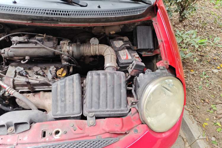 Used Chery QQ3 2009 0.8L Manual Start-Up Version Engine Bay Left