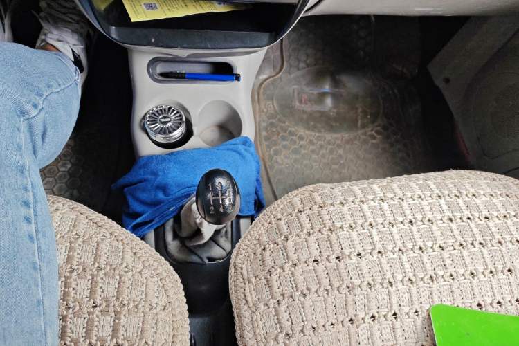 Used Chery QQ3 2009 0.8L Manual Start-Up Version Gear Lever