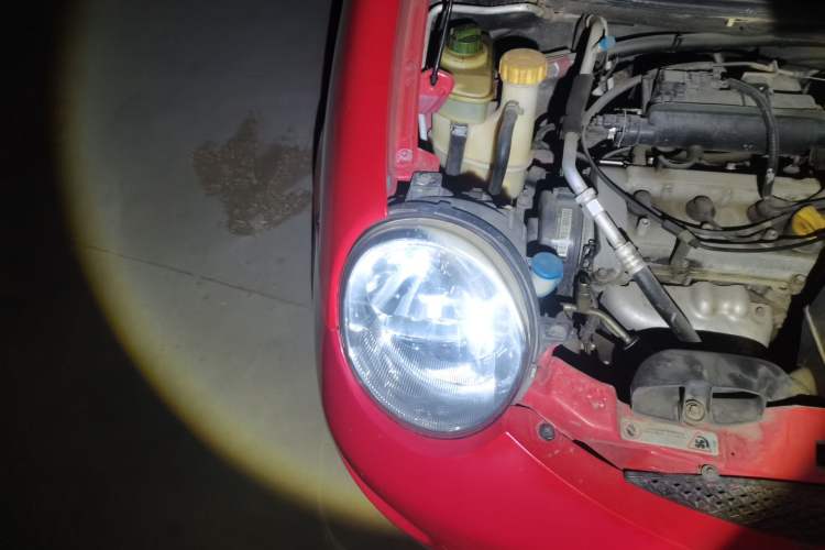 Used Chery QQ3 2009 0.8L Manual Start-Up Version Right Front Headlight