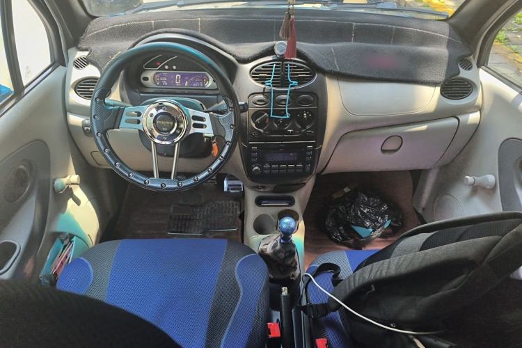 Used Chery QQ3 2011 1.0L Manual Start Edition Center Console