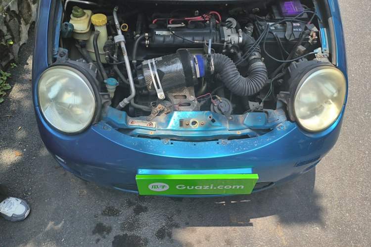 Used Chery QQ3 2011 1.0L Manual Start Edition Engine Bay
