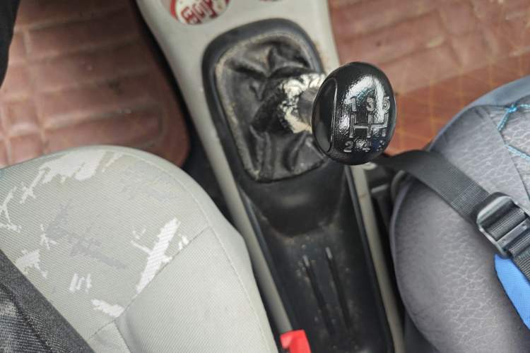 Used Chery QQ3 2011 0.8L Manual Champion Edition Gear Lever