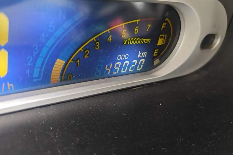 Used Chery QQ3 2011 0.8L Manual Champion Edition Odometer Close Up