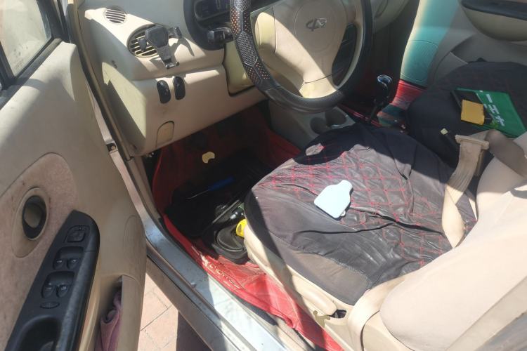 Used Chery QQ3 2011 1.0L Manual Start Edition Driver Seat