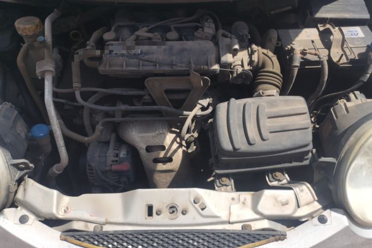 Used Chery QQ3 2011 1.0L Manual Start Edition Engine Bay