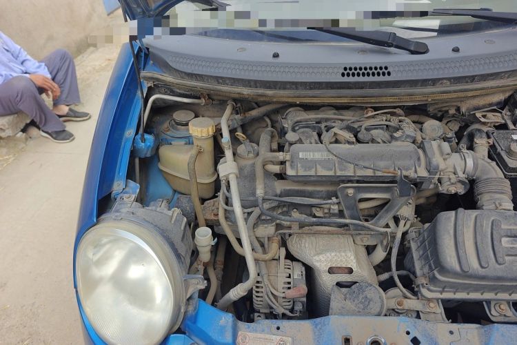 Used Chery QQ3 2012 Dream Edition 0.8L Manual – Dream Variant Engine Bay Right