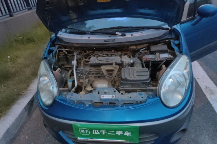 Used Chery QQ3 2012 Stylish Edition 1.0L Manual Start-Up Model Engine Bay