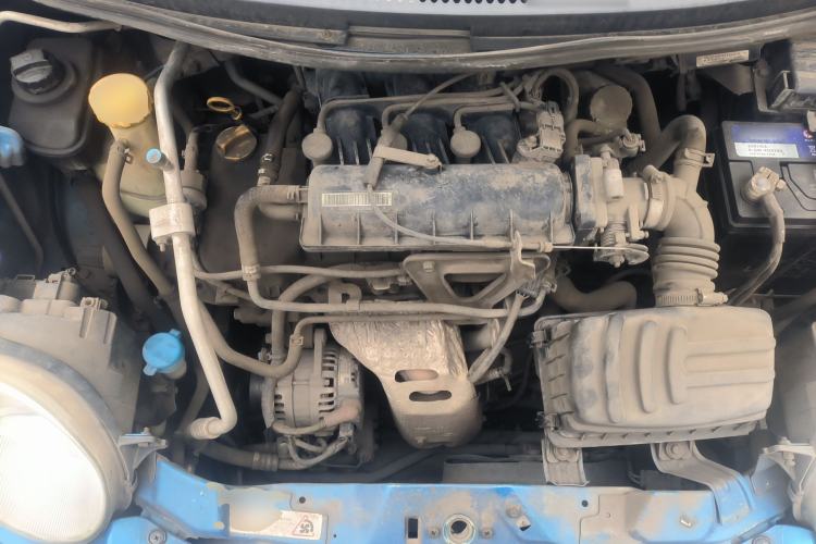 Used Chery QQ3 2012 Fashion Edition 1.0L Manual Champion Version Engine Bay