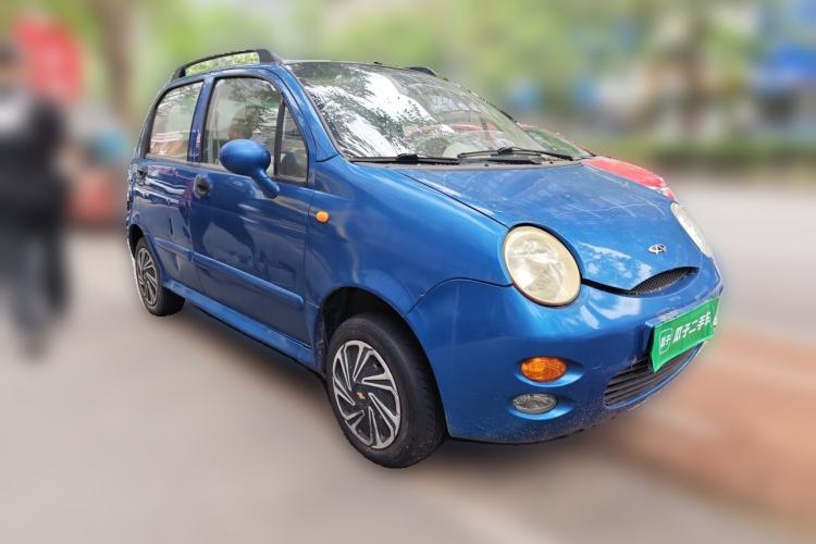 Used Chery QQ3 2012 Stylish Edition 1.0L Manual Start-Up Model Front Right 45 Deg