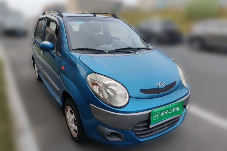 Used Chery QQ3 2012 Stylish Edition 1.0L Manual Start-Up Model Front Right 45 Deg