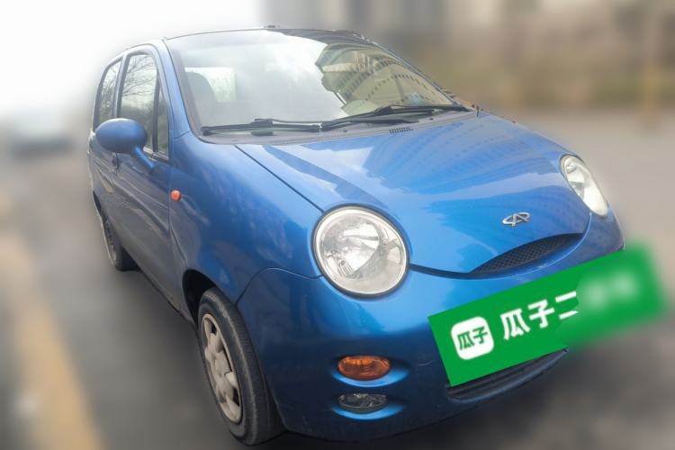 Used Chery QQ3 2012 Fashion Edition 1.0L Manual Champion Version Front Right 45 Deg