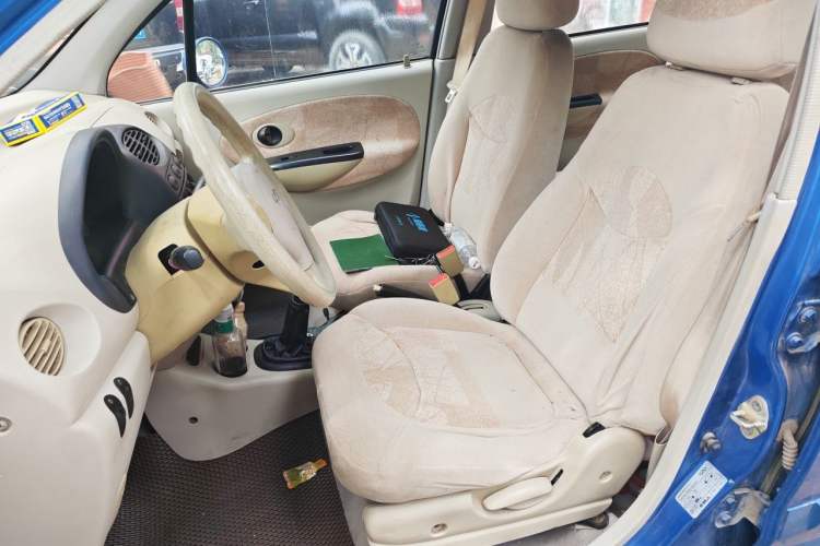 Used Chery QQ3 2012 Stylish Edition 1.0L Manual Start-Up Model Left Front Seat