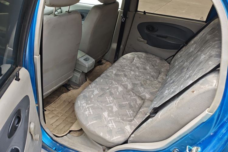 Used Chery QQ3 2012 Fashion Edition 1.0L Manual Champion Version Left Rear Seat