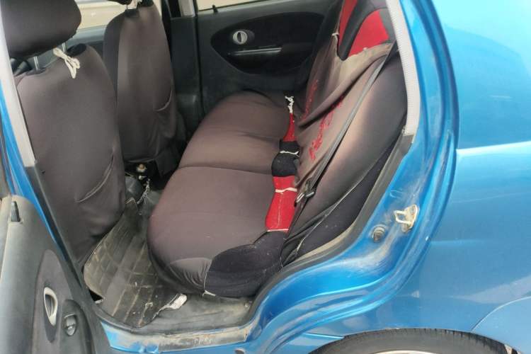 Used Chery QQ3 2012 Stylish Edition 1.0L Manual Start-Up Model Left Rear Seat