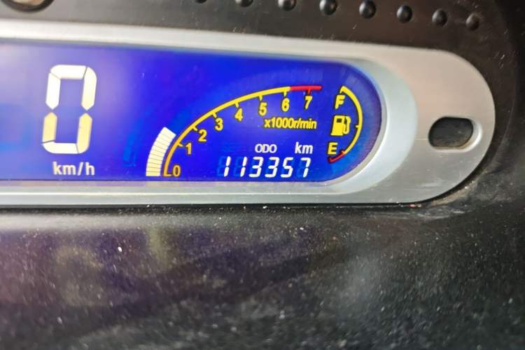 Used Chery QQ3 2012 Fashion Edition 1.0L Manual Champion Version Odometer Close Up