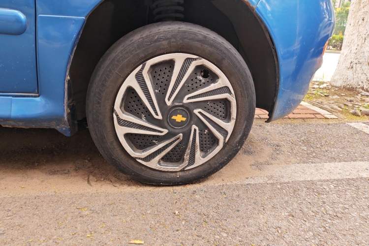 Used Chery QQ3 2012 Stylish Edition 1.0L Manual Start-Up Model Right Front Wheel Hub