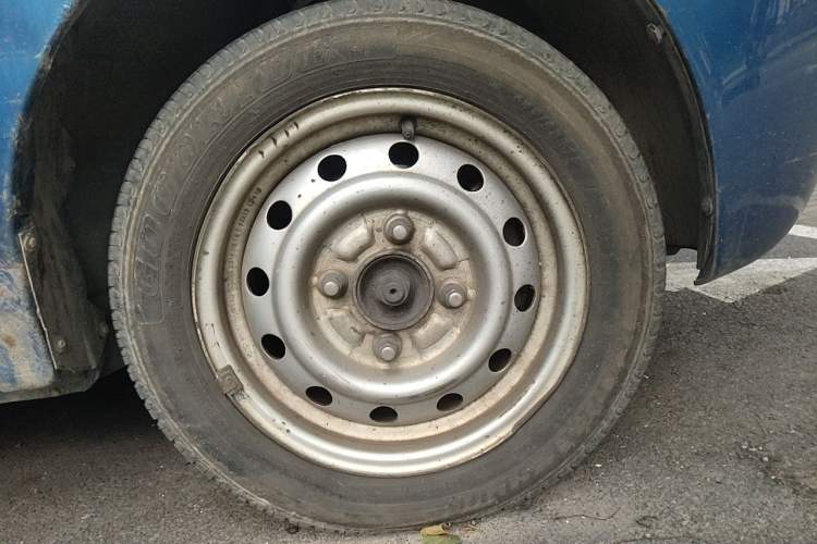 Used Chery QQ3 2012 0.8L Manual Summer Limited Edition Right Front Wheel Hub