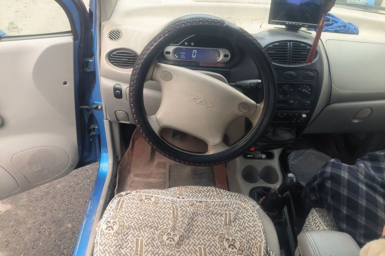 Used Chery QQ3 2012 Fashion Edition 1.0L Manual Champion Version Steering Wheel