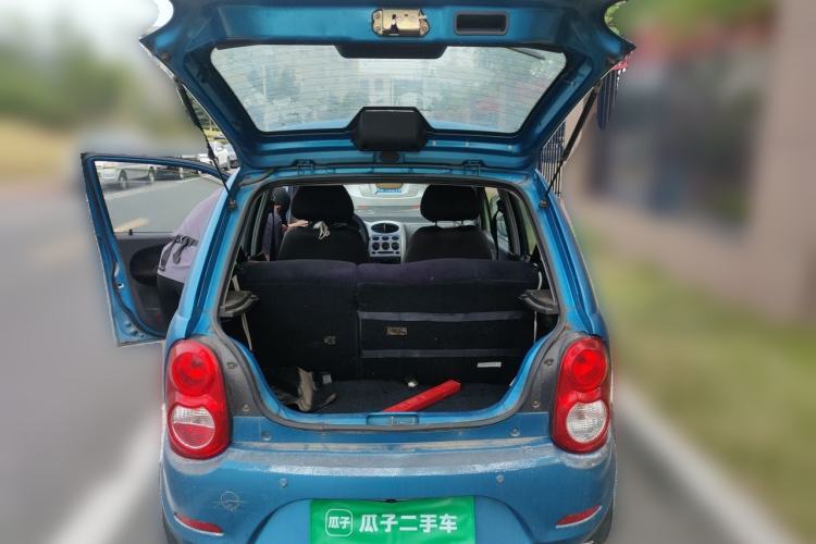 Used Chery QQ3 2012 Stylish Edition 1.0L Manual Start-Up Model Trunk