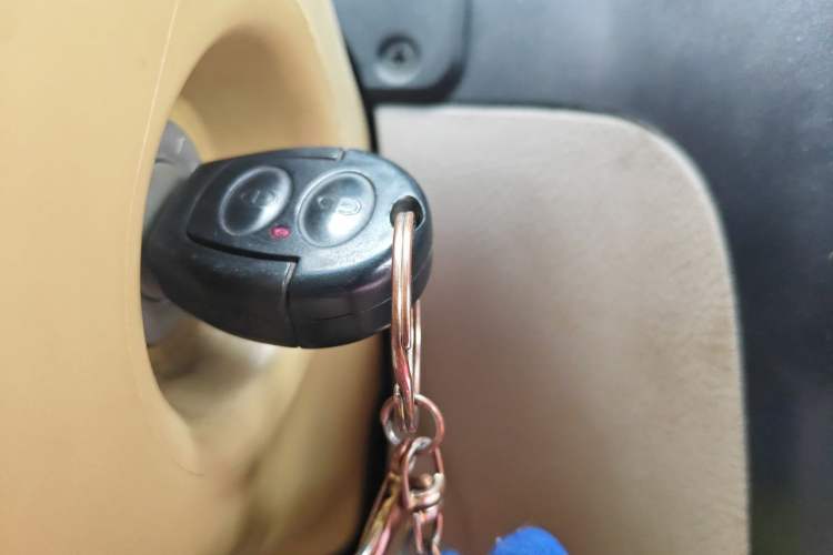 Used Chery QQ3 2012 Stylish Edition 1.0L Manual Start-Up Model Vehicle Key