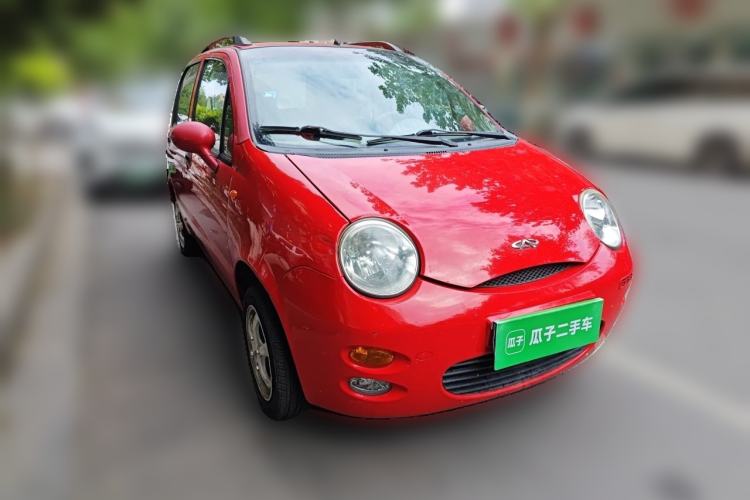 Used Chery QQ3 2012 Fashion Edition 1.0L Manual Champion Version Front Right 45 Deg