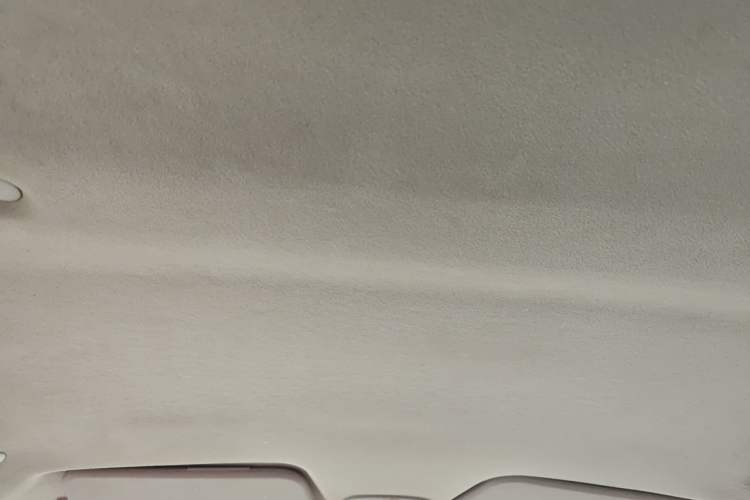 Used Chery QQ3 2012 Fashion Edition 1.0L Manual Champion Version Headliner