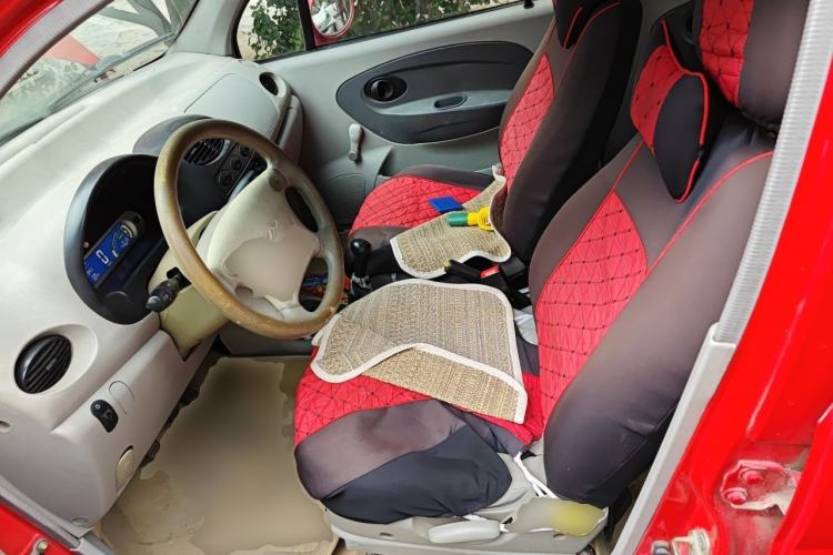 Used Chery QQ3 2012 Fashion Edition 1.0L Manual Champion Version Left Front Seat