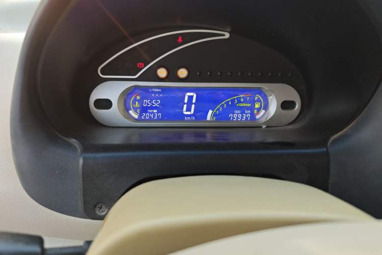 Used Chery QQ3 2012 Fashion Edition 1.0L Manual - Aishang Version Odometer Close Up