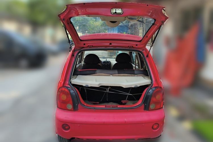 Used Chery QQ3 2012 Sport Edition 1.0L Manual Start-Up Model Trunk