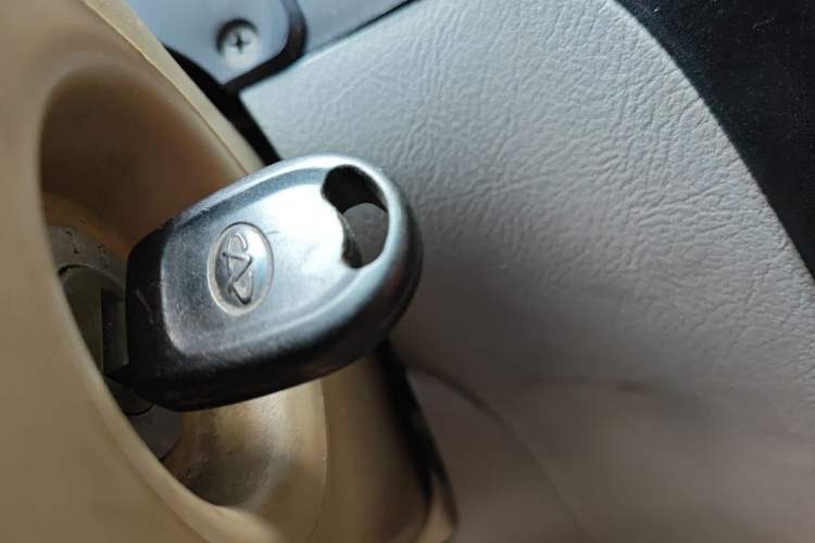 Used Chery QQ3 2012 Fashion Edition 1.0L Manual Champion Version Vehicle Key