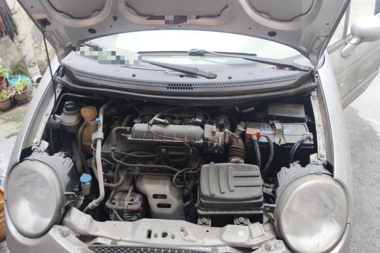 Used Chery QQ3 2012 Stylish Edition 1.0L Manual Start-Up Model Engine Bay