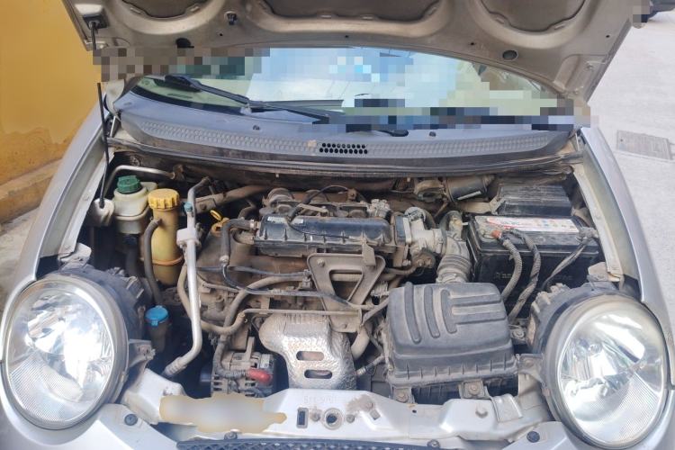 Used Chery QQ3 2012 Stylish Edition 1.0L Manual Start-Up Model Engine Bay