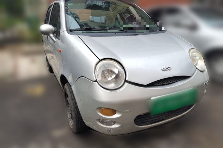 Used Chery QQ3 2012 Fashion Edition 1.0L Manual Champion Version Front Right 45 Deg